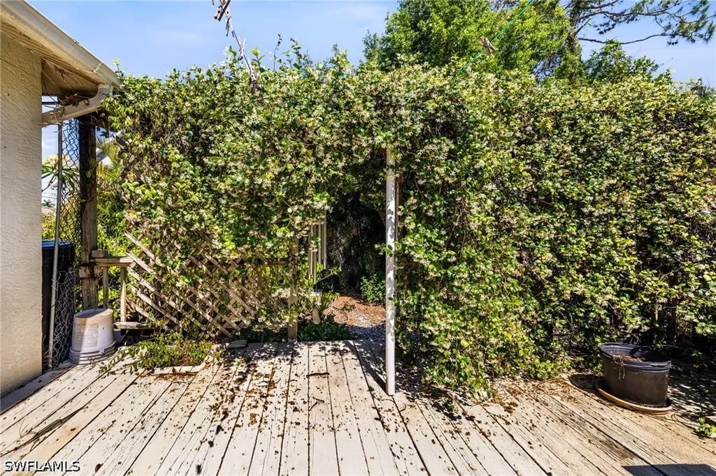 8164 Harrisburg Drive Fort Myers FL 33967