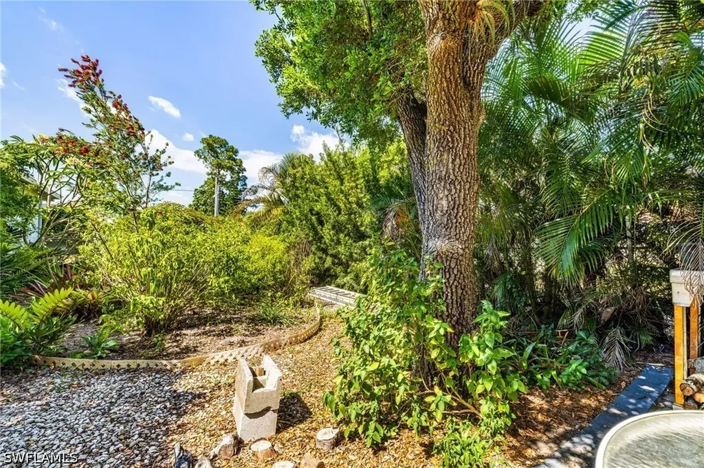 8164 Harrisburg Drive Fort Myers FL 33967