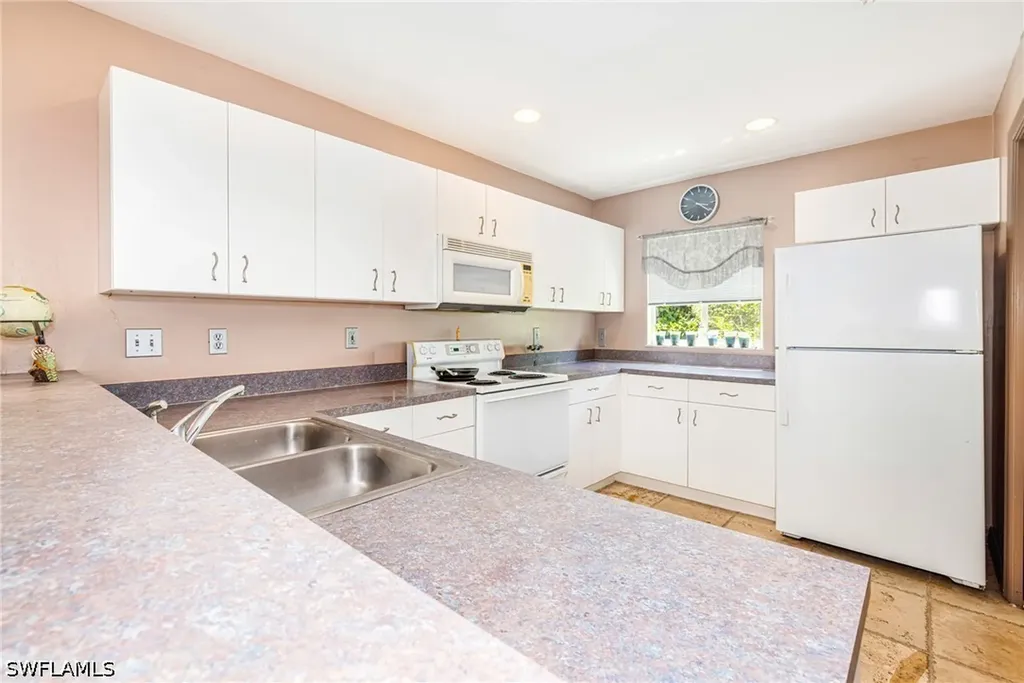 8164 Harrisburg Drive Fort Myers FL 33967