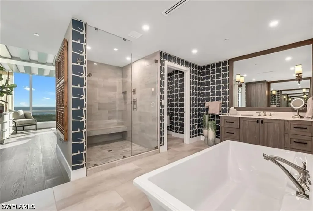 13925 Old Coast Road Naples FL 34110