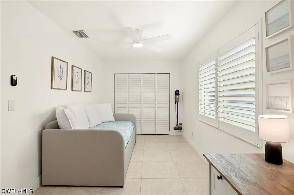 749 91st Avenue N Naples FL 34108
