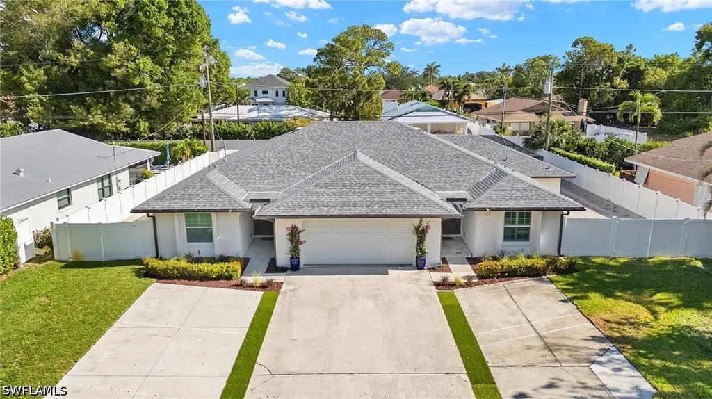 749 91st Avenue N Naples FL 34108