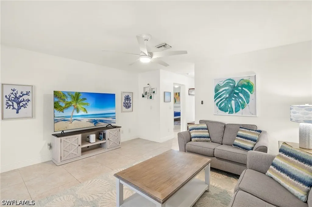 749 91st Avenue N Naples FL 34108