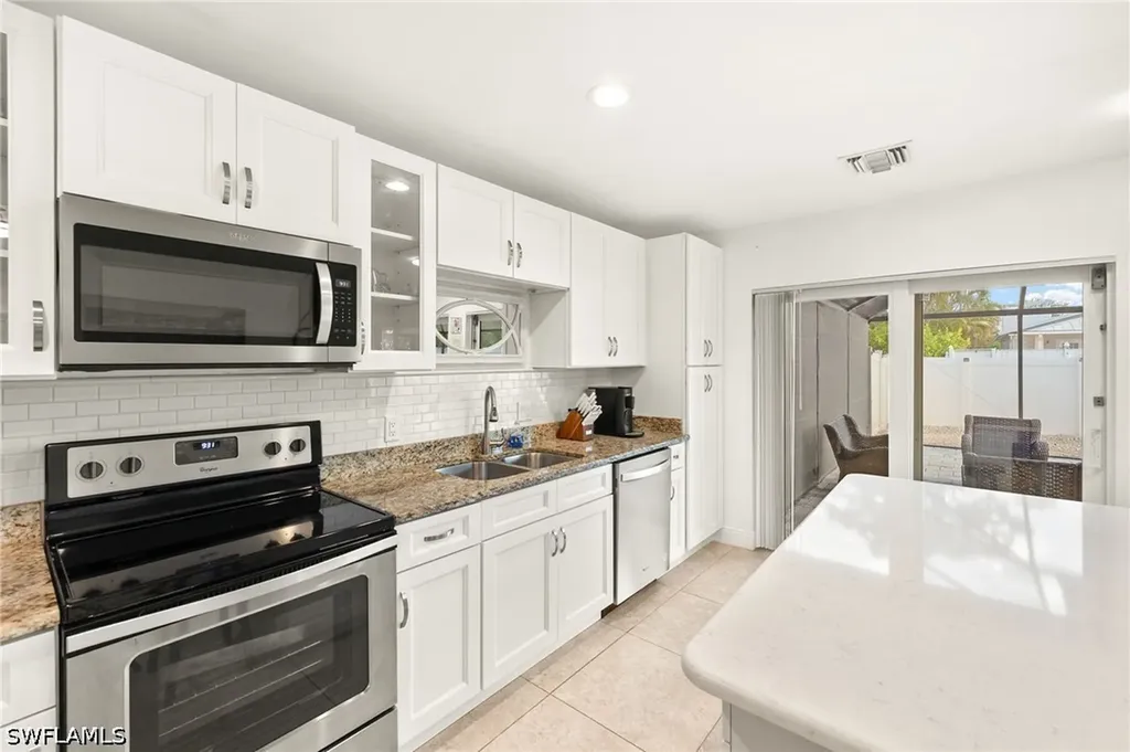 749 91st Avenue N Naples FL 34108