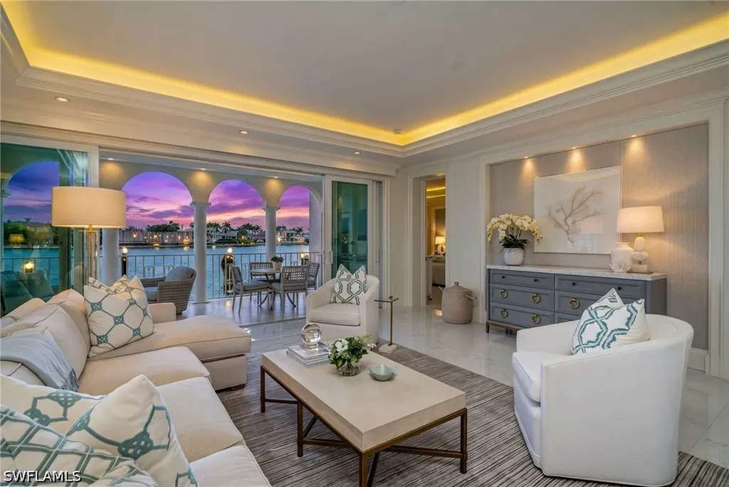 4000 Gulf Shore Boulevard N Naples FL 34103
