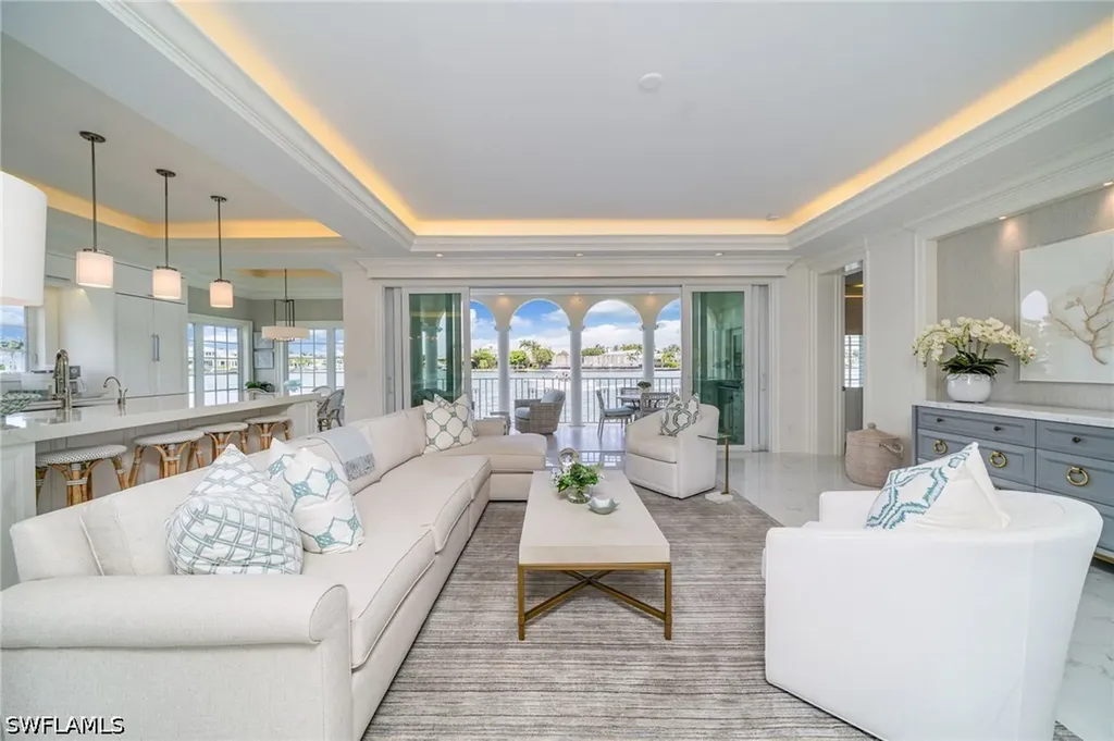 4000 Gulf Shore Boulevard N Naples FL 34103