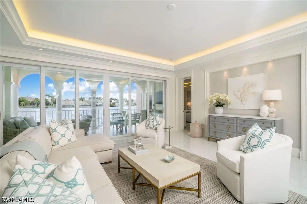 4000 Gulf Shore Boulevard N Naples FL 34103
