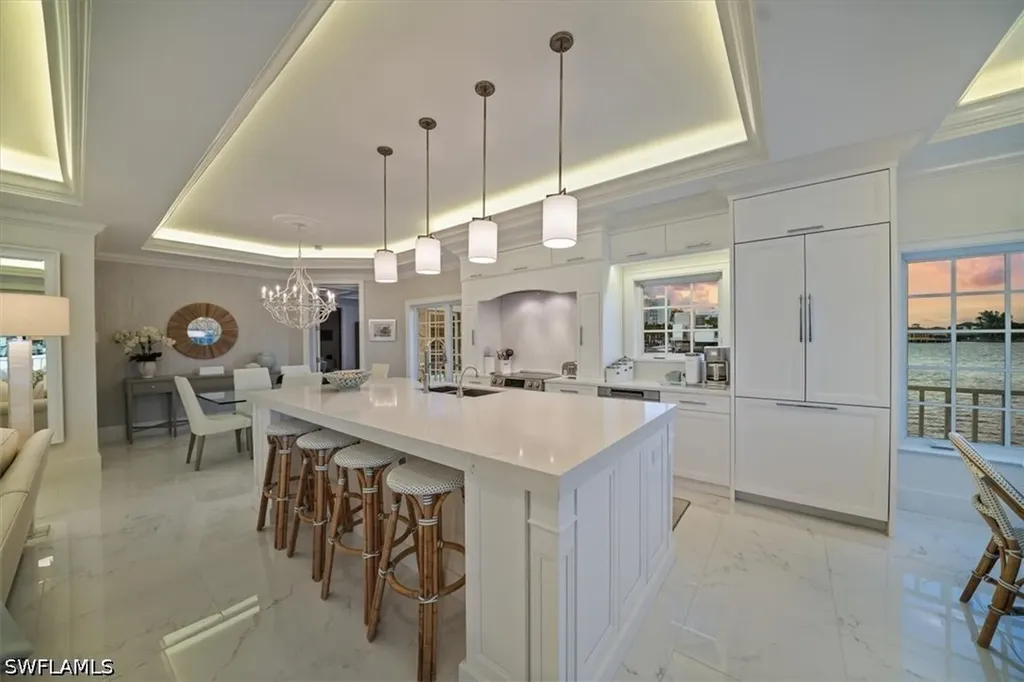 4000 Gulf Shore Boulevard N Naples FL 34103