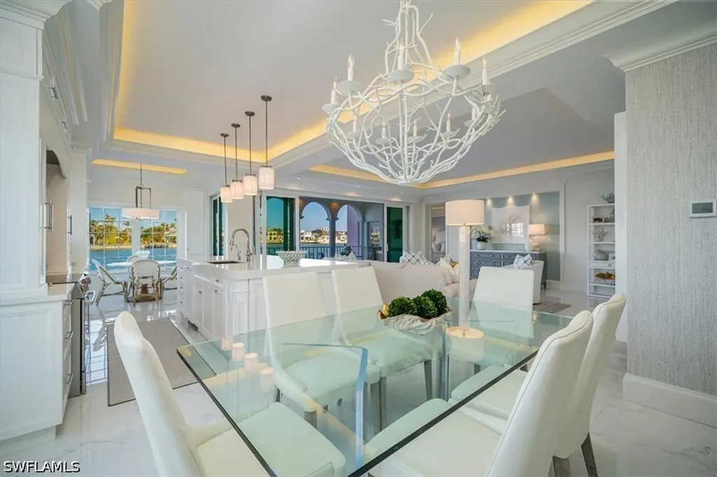 4000 Gulf Shore Boulevard N Naples FL 34103