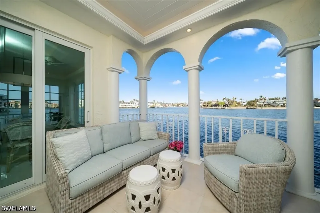 4000 Gulf Shore Boulevard N Naples FL 34103