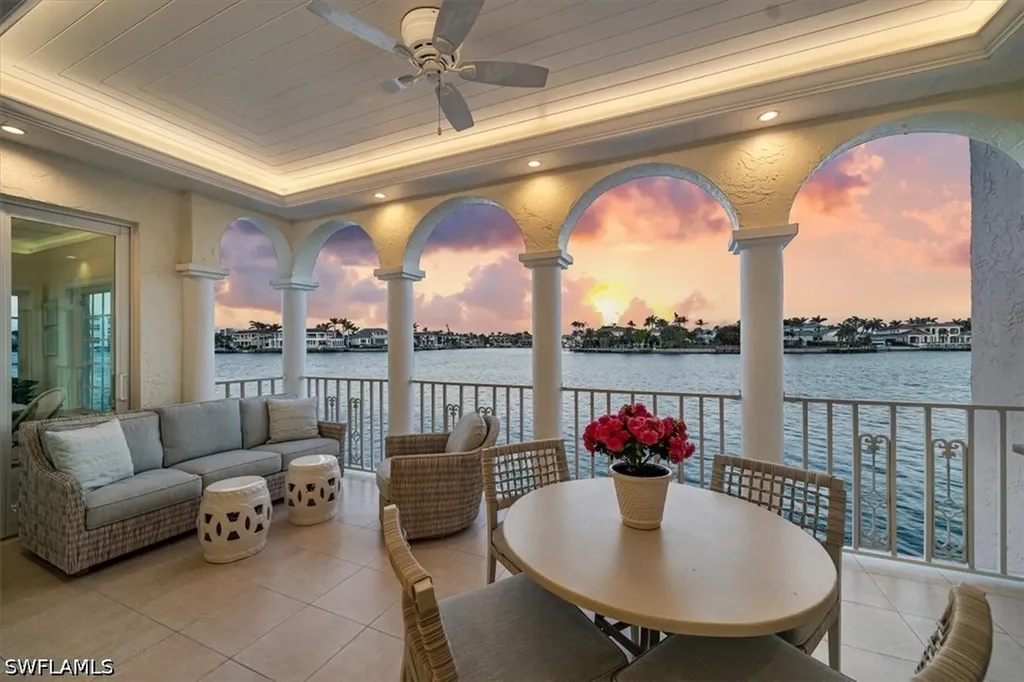 4000 Gulf Shore Boulevard N Naples FL 34103
