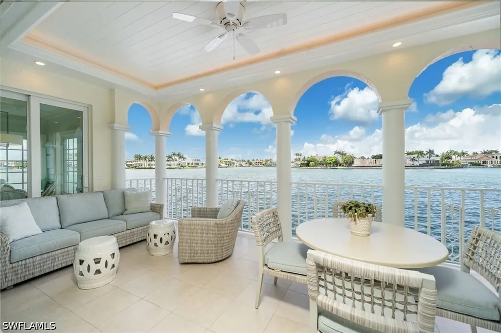 4000 Gulf Shore Boulevard N Naples FL 34103