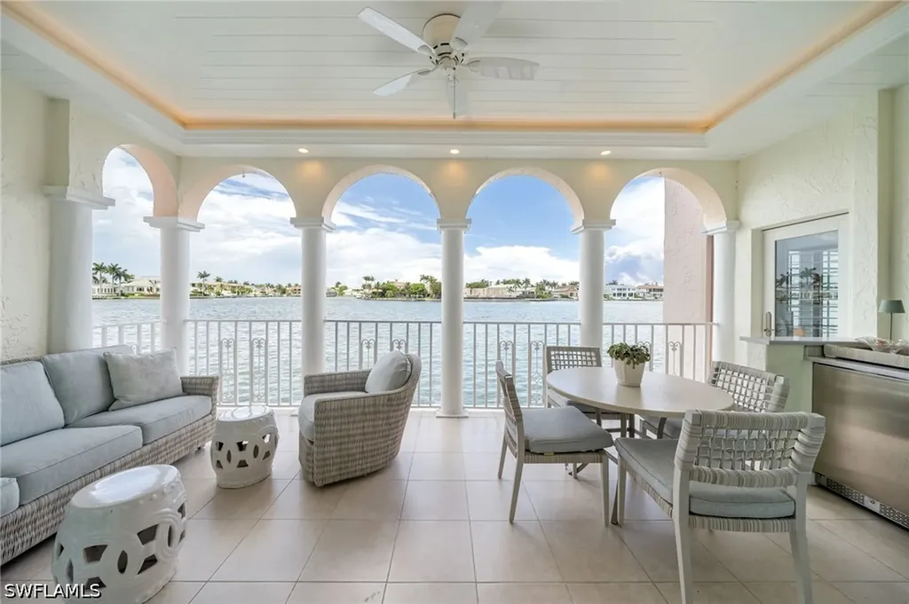 4000 Gulf Shore Boulevard N Naples FL 34103