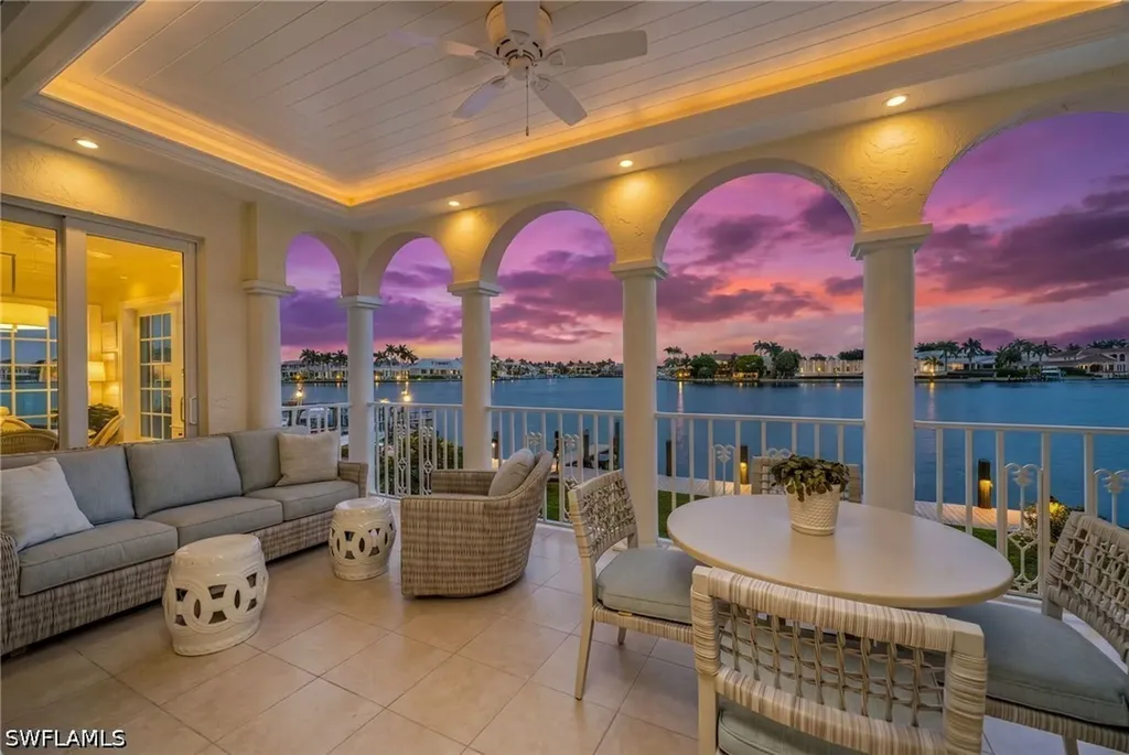 4000 Gulf Shore Boulevard N Naples FL 34103