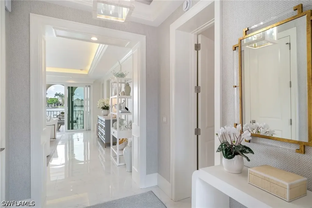 4000 Gulf Shore Boulevard N Naples FL 34103