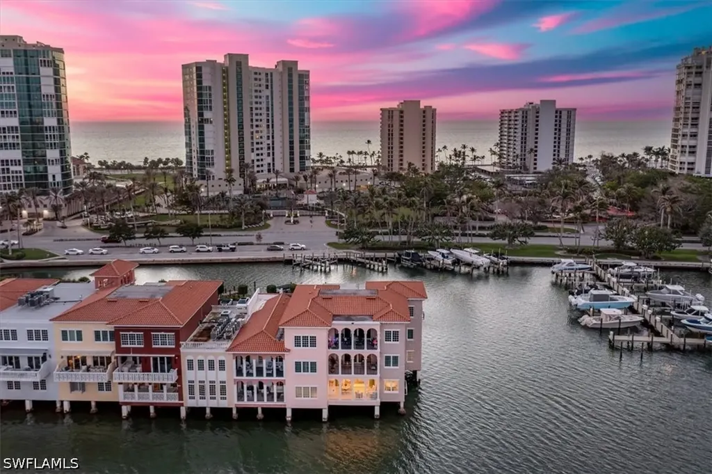 4000 Gulf Shore Boulevard N Naples FL 34103