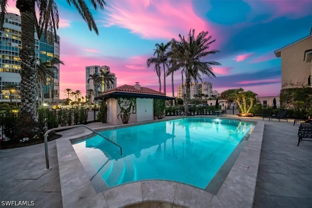 4000 Gulf Shore Boulevard N Naples FL 34103