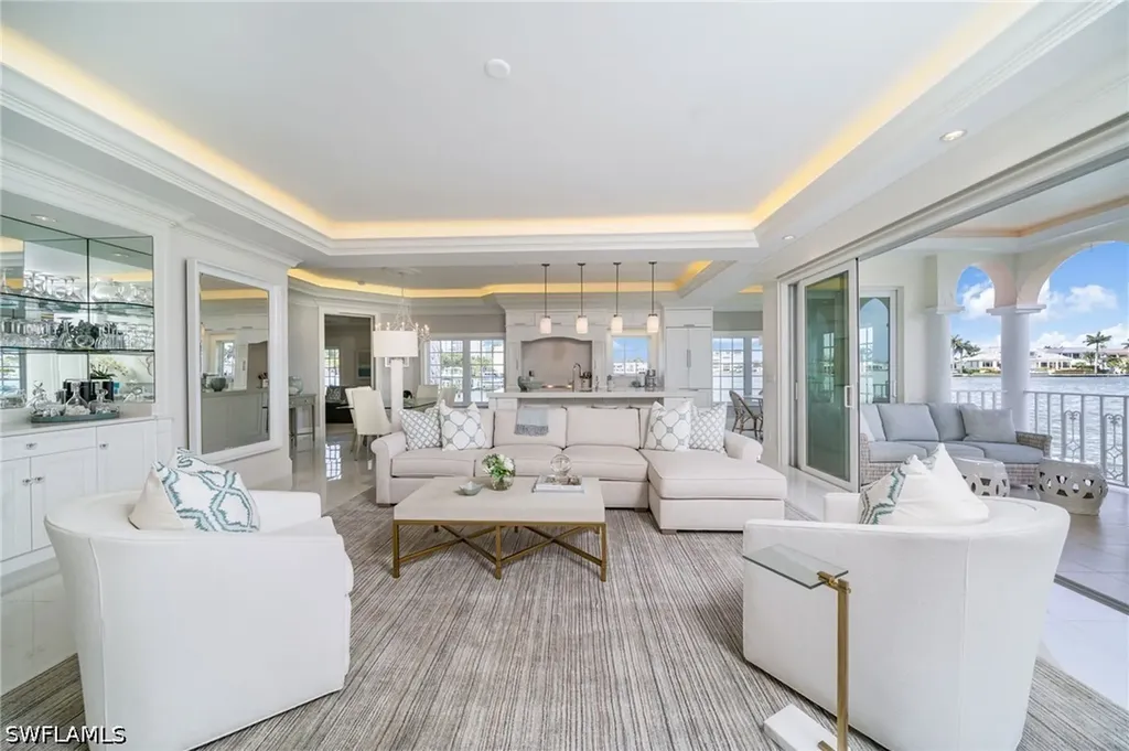 4000 Gulf Shore Boulevard N Naples FL 34103