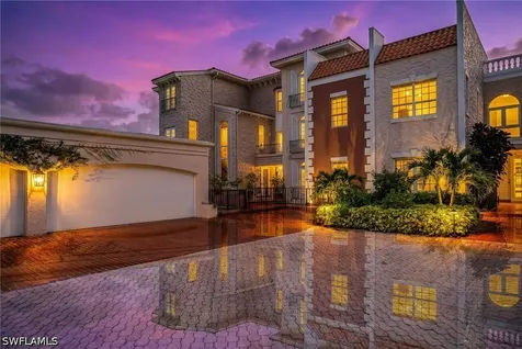4000 Gulf Shore Boulevard N Naples FL 34103