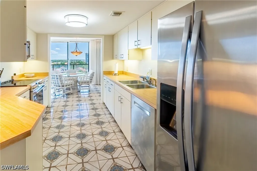 4901 Gulf Shore Boulevard N Naples FL 34103