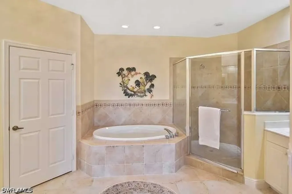 18921 Bay Woods Lake Drive Fort Myers FL 33908