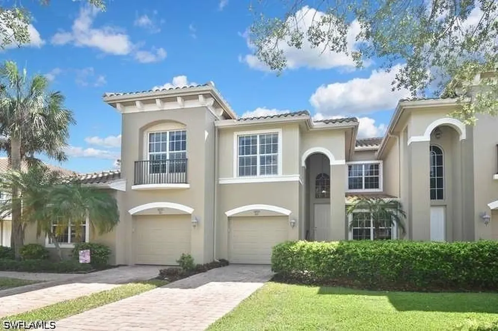 18921 Bay Woods Lake Drive Fort Myers FL 33908