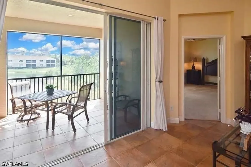 18921 Bay Woods Lake Drive Fort Myers FL 33908