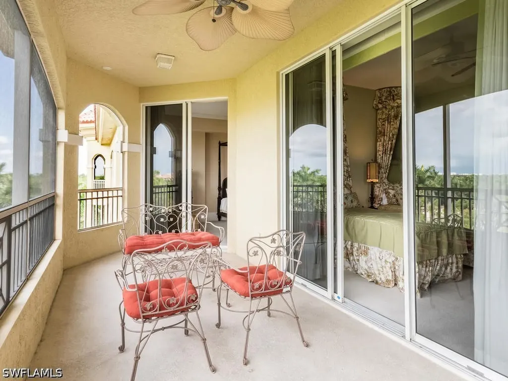 2728 Tiburon Boulevard E Naples FL 34109