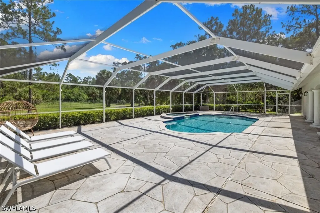 2481 22nd Avenue NE Naples FL 34120