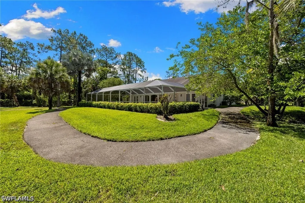2481 22nd Avenue NE Naples FL 34120