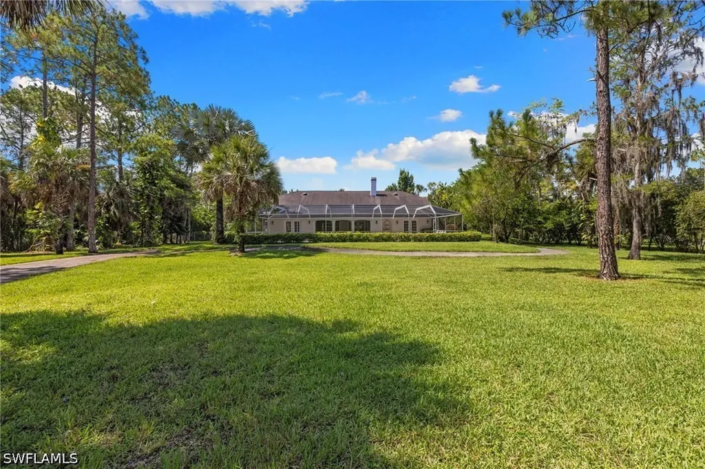 2481 22nd Avenue NE Naples FL 34120