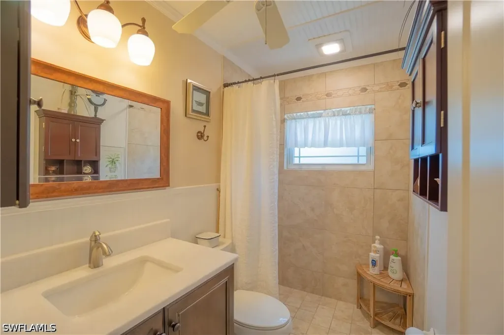 736 104th Avenue N Naples FL 34108