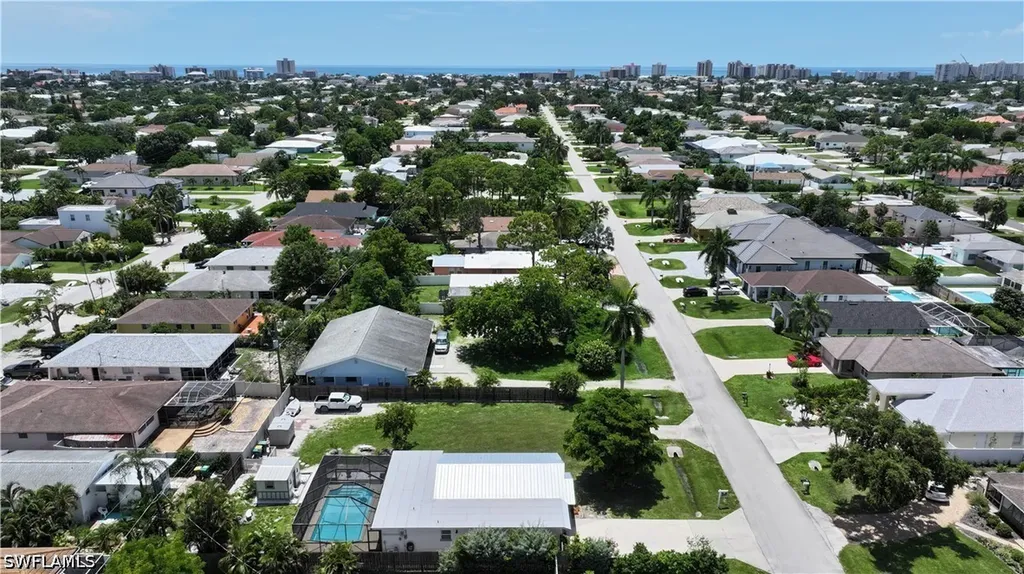 736 104th Avenue N Naples FL 34108