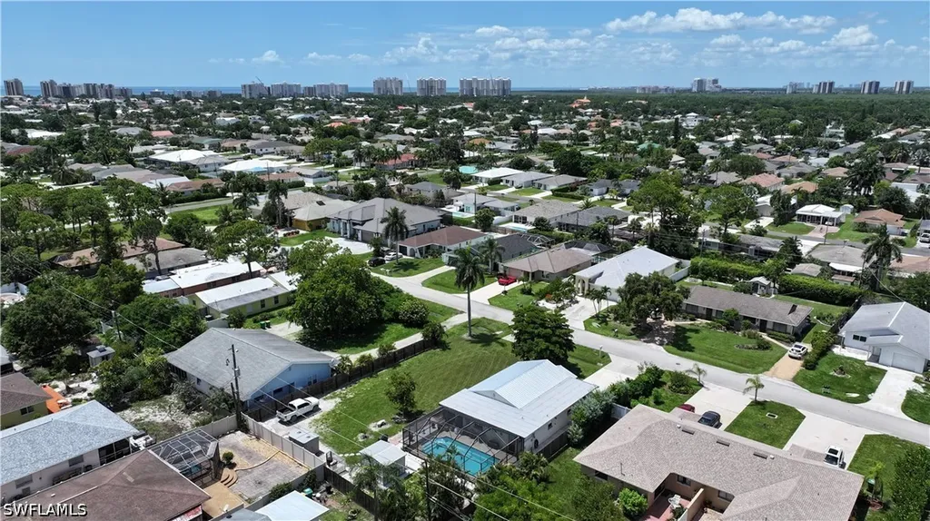 736 104th Avenue N Naples FL 34108