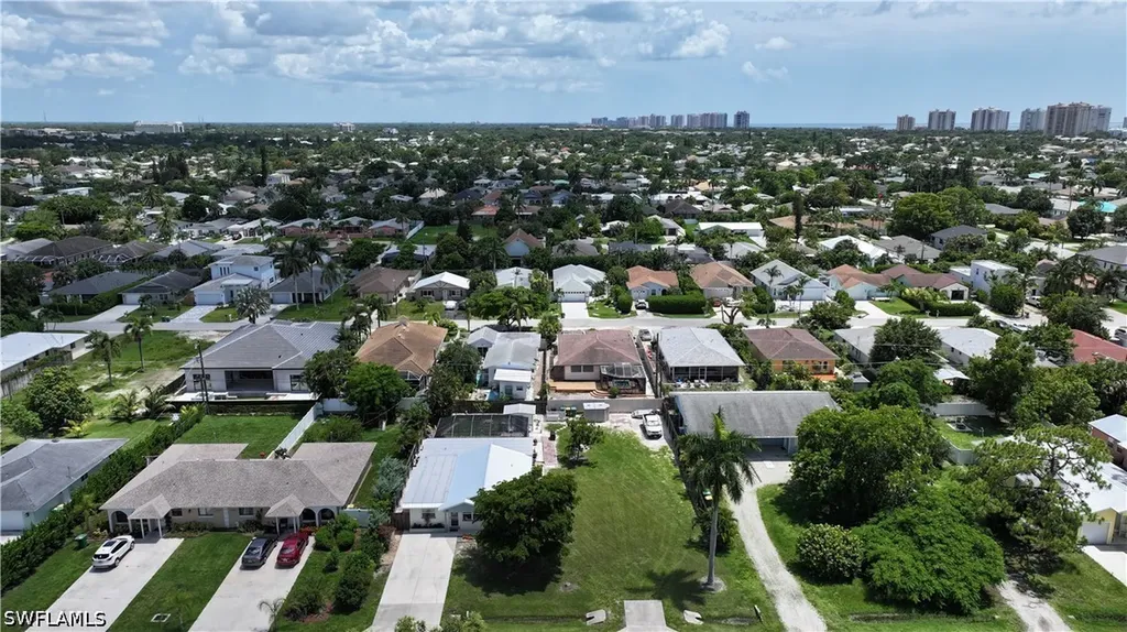 736 104th Avenue N Naples FL 34108