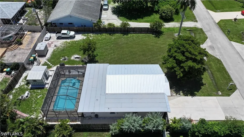 736 104th Avenue N Naples FL 34108