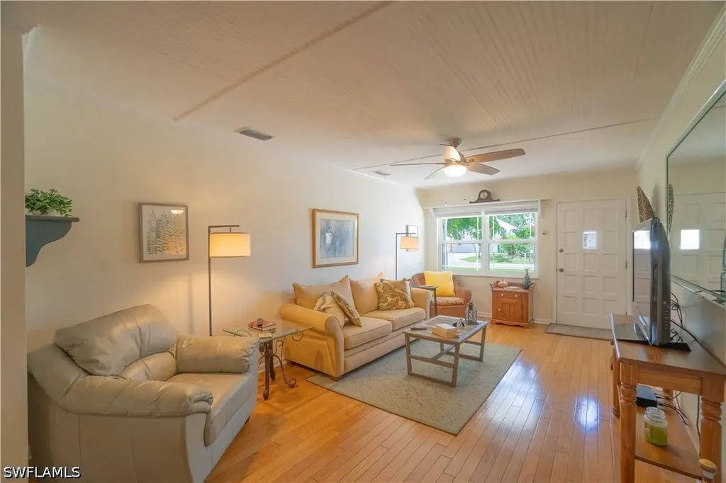 736 104th Avenue N Naples FL 34108