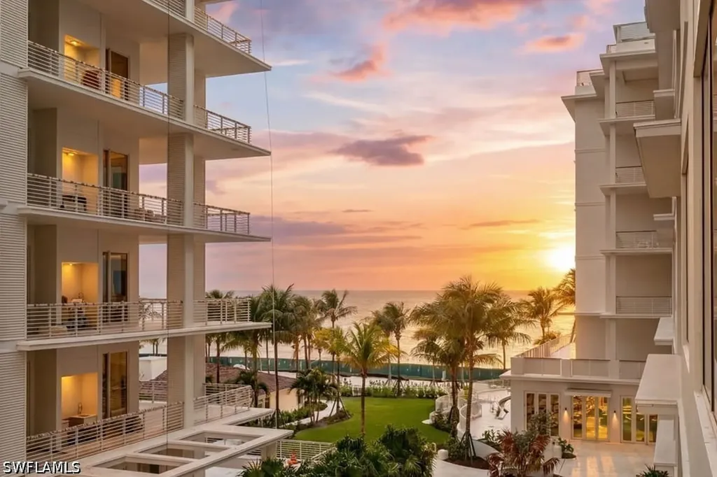 901 Gulf Shore Boulevard N Naples FL 34102