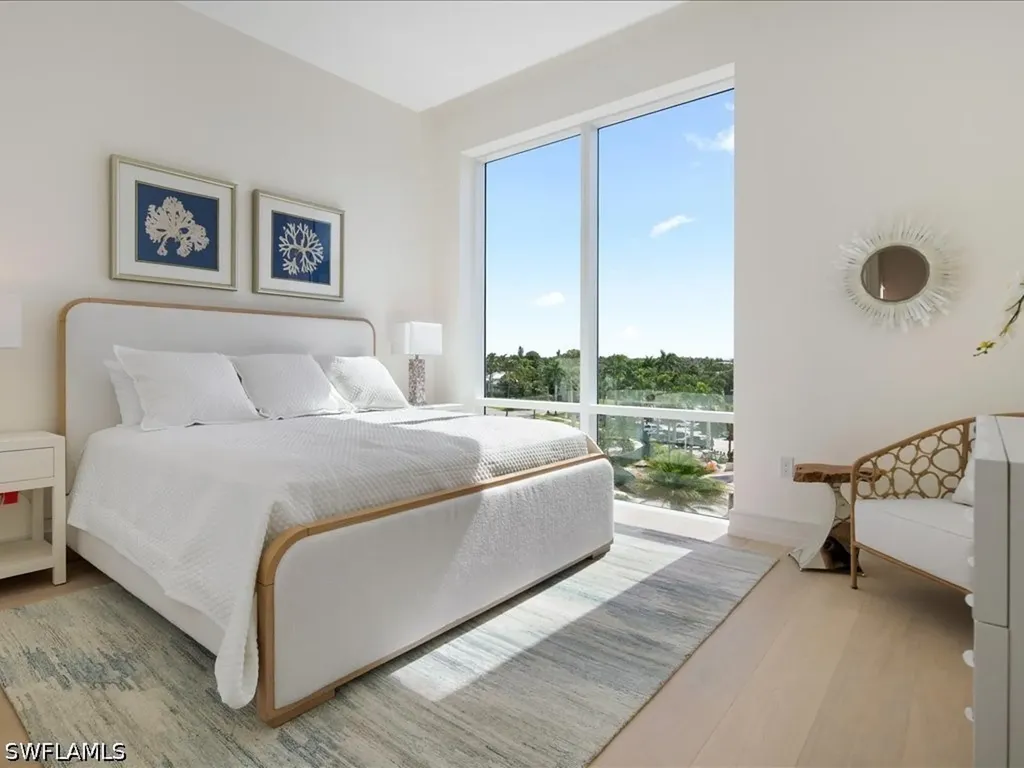 901 Gulf Shore Boulevard N Naples FL 34102