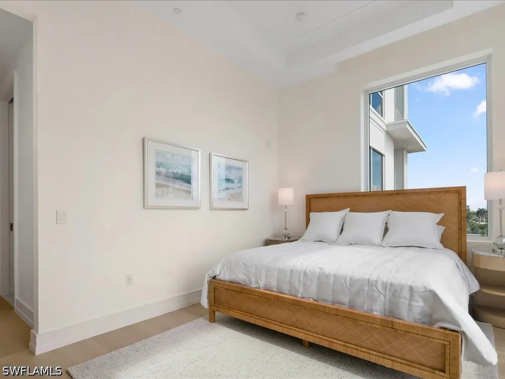 901 Gulf Shore Boulevard N Naples FL 34102
