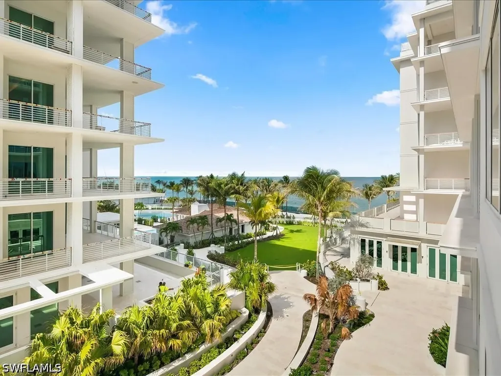 901 Gulf Shore Boulevard N Naples FL 34102