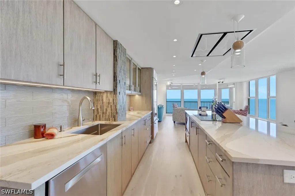 10701 Gulf Shore Drive Naples FL 34108