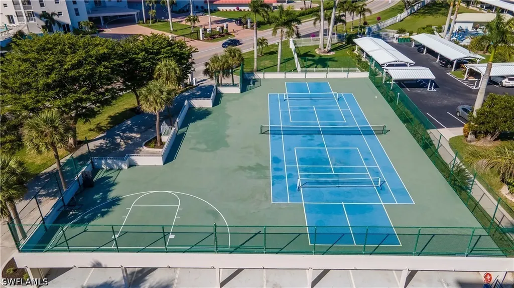 10701 Gulf Shore Drive Naples FL 34108