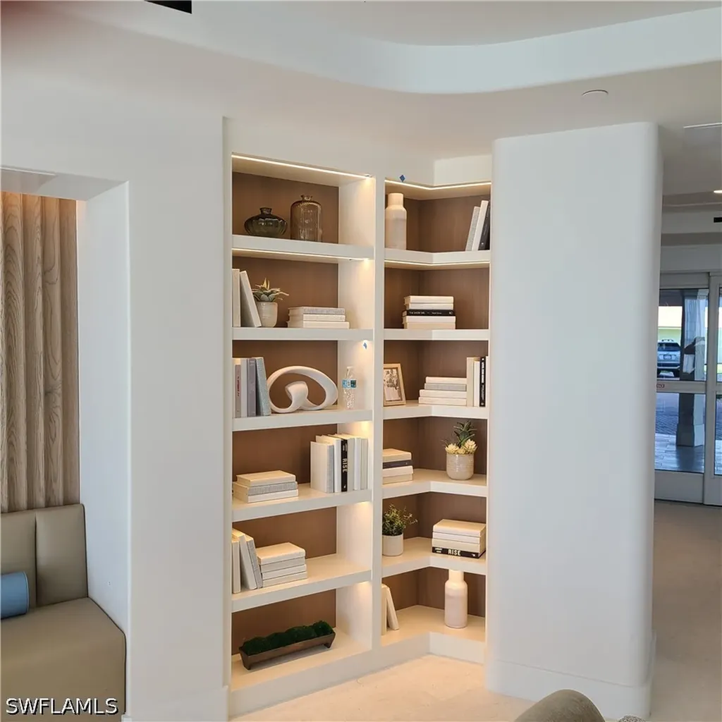 10701 Gulf Shore Drive Naples FL 34108