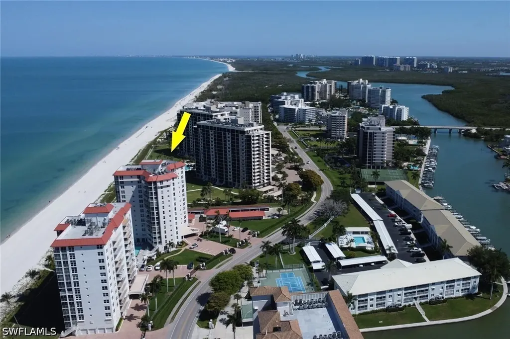 10701 Gulf Shore Drive Naples FL 34108