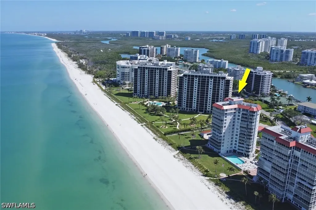 10701 Gulf Shore Drive Naples FL 34108