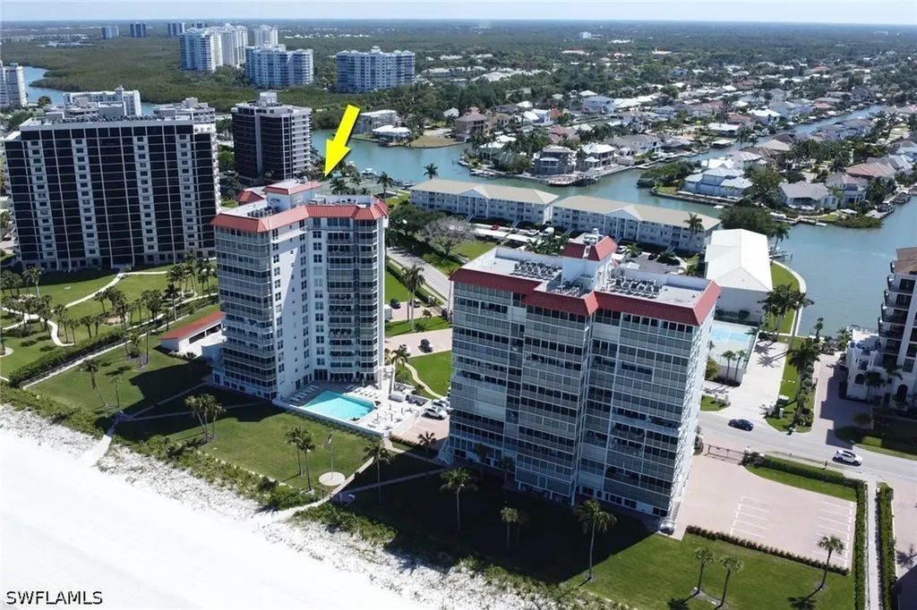 10701 Gulf Shore Drive Naples FL 34108
