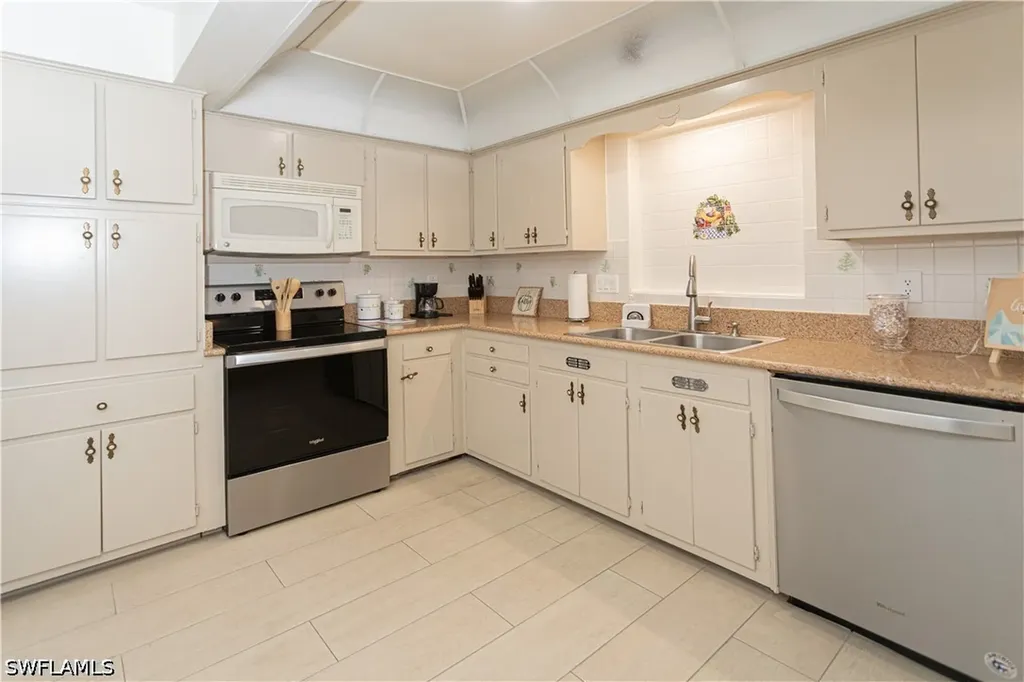 734 Sharar Court Cape Coral FL 33904