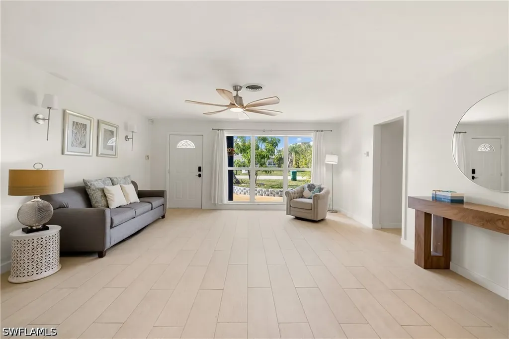 734 Sharar Court Cape Coral FL 33904