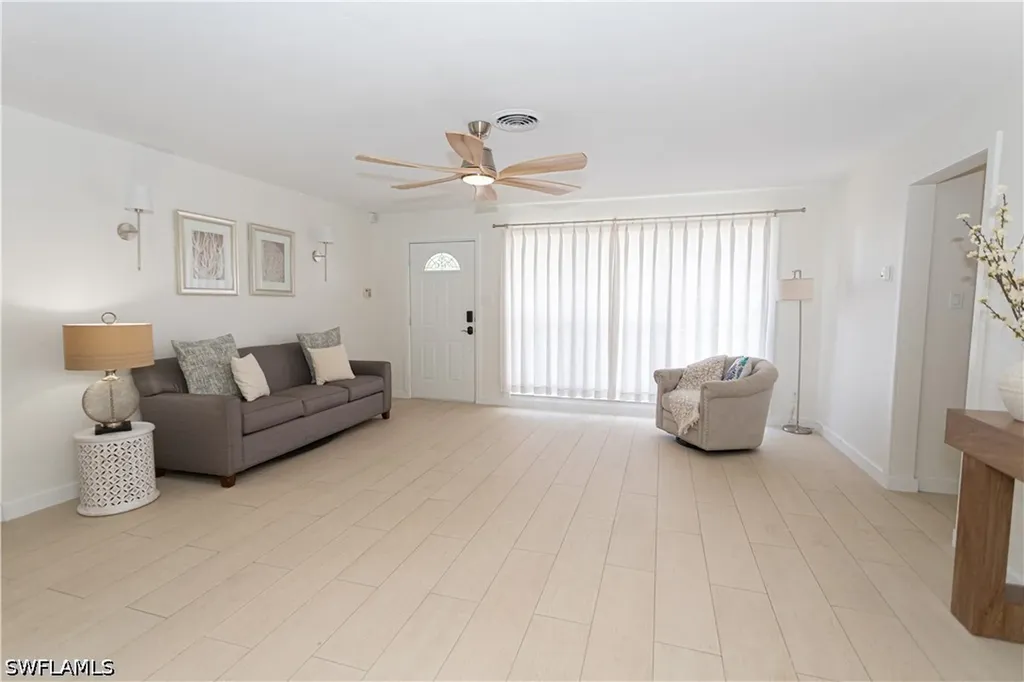 734 Sharar Court Cape Coral FL 33904